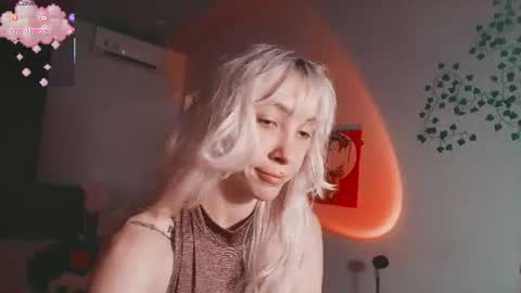 Waifu exe online show from June 10, 2026, 7:29 am