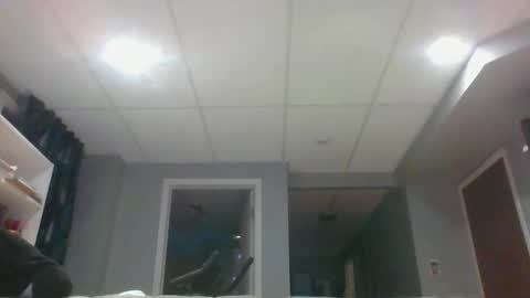 walker033 online show from December 23, 2025, 4:10 am