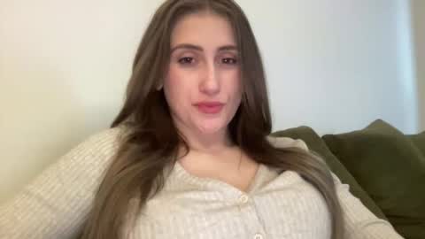 walkiria19 online show from April 13, 2026, 5:18 pm