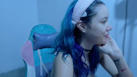 Snapshot of wandadoll chatting on May 2, 2026, 12:10 pm Wanda online show from May 2, 2026, 12:10 pm