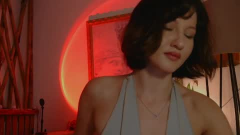 Snapshot of wanderwhitch chatting on May 19, 2026, 1:17 pm Miya online show from May 19, 2026, 1:17 pm