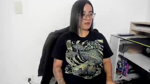 Snapshot of waningrosee chatting on August 3, 2026, 9:51 pm Waningrose Lu online show from August 3, 2026, 9:51 pm