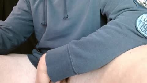 Snapshot of wankbro1000 chatting on November 12, 2025, 1:17 am Wankbro online show from November 12, 2025, 1:17 am