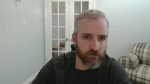 want2makeyouhappy06 online show from May 3, 2026, 9:32 pm