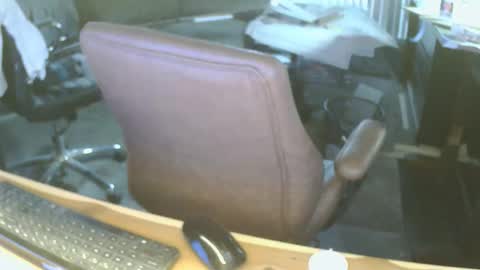 Snapshot of wantitbutyoucanthaveit chatting on November 11, 2025, 3:34 pm inittogetitin online show from November 11, 2025, 3:34 pm