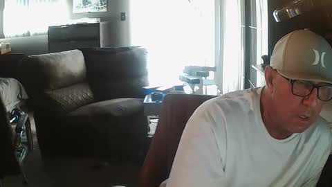 Snapshot of wantitbutyoucanthaveit chatting on November 26, 2025, 10:00 pm inittogetitin online show from November 26, 2025, 10:00 pm