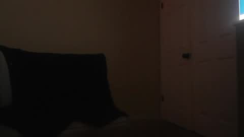 wantmymantofukme online show from October 16, 2025, 12:17 pm