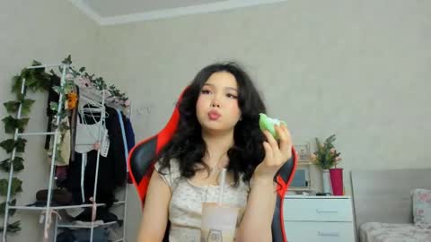 wastforu online show from February 19, 2025, 12:11 pm