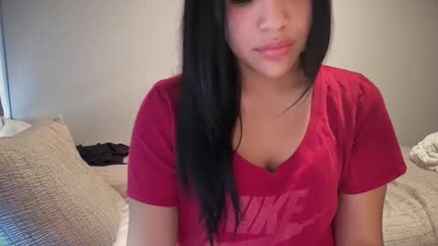 Snapshot of watchyourbabe chatting on April 13, 2026, 10:15 pm Watch your Bae online show from April 13, 2026, 10:15 pm