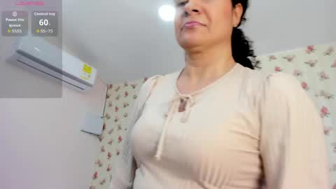 Milf Latina online show from May 30, 2026, 1:30 pm