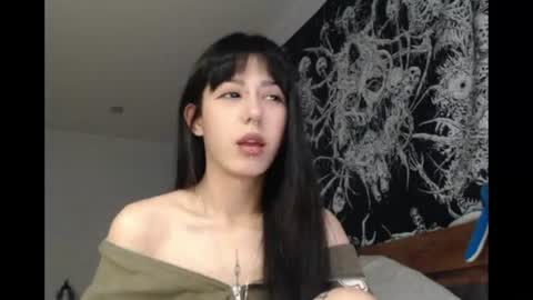 Mina online show from June 20, 2026, 10:23 pm
