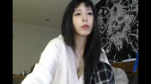 Mina online show from July 1, 2026, 6:51 pm