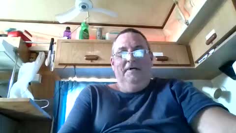 Snapshot of wazahardon2 chatting on October 28, 2025, 2:04 am wazahardon2 online show from October 28, 2025, 2:04 am