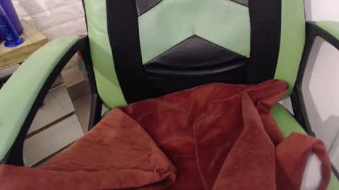 Trixie 3 online show from January 21, 2025, 1:22 pm