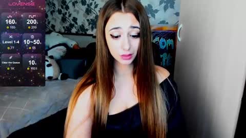 Snapshot of weakness4u chatting on December 8, 2024, 7:26 am Maya online show from December 8, 2024, 7:26 am