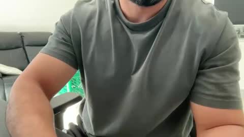 Weapon X online show from December 4, 2025, 9:56 pm