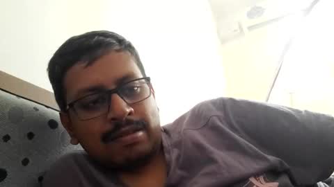 sexyguy online show from September 10, 2025, 8:14 am