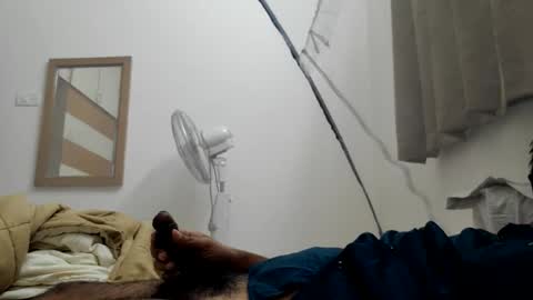 Snapshot of wearcondom chatting on June 1, 2026, 2:52 pm sexyguy online show from June 1, 2026, 2:52 pm