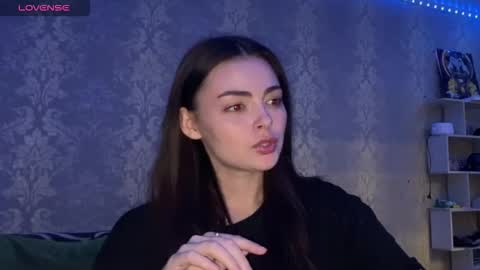 Snapshot of weareyoursun chatting on April 3, 2026, 5:44 pm Alice online show from April 3, 2026, 5:44 pm