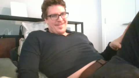 Snapshot of weatheredvoid chatting on March 10, 2025, 11:06 pm WeatheredVoid online show from March 10, 2025, 11:06 pm