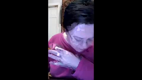 Marina online show from January 9, 2025, 10:41 pm