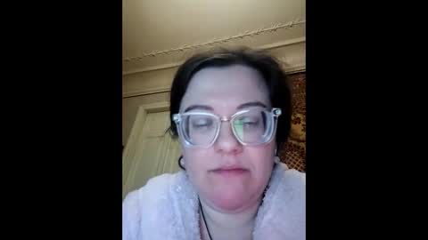 Marina online show from November 1, 2025, 10:34 pm