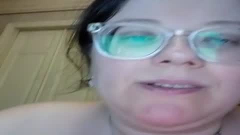 Snapshot of webgirl2 chatting on July 4, 2026, 9:21 pm Marina online show from July 4, 2026, 9:21 pm