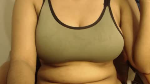 mina online show from April 1, 2026, 4:48 pm