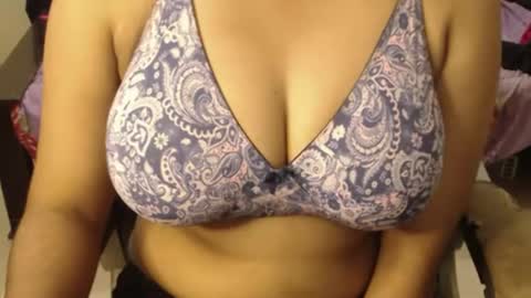 Snapshot of webshowxxx chatting on June 25, 2026, 8:02 pm mina online show from June 25, 2026, 8:02 pm