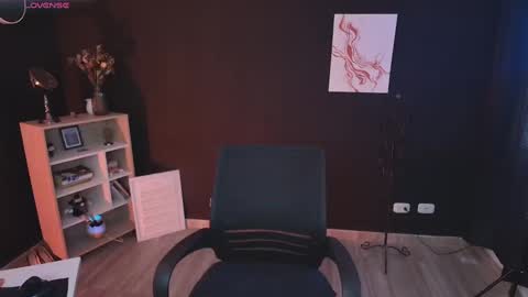 Wednesday   Please help me to reach 111 thumbs up online show from December 31, 2024, 6:46 pm