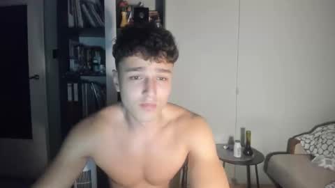 Snapshot of wee_willy_winky chatting on June 9, 2026, 11:16 pm wee_willy_winky online show from June 9, 2026, 11:16 pm