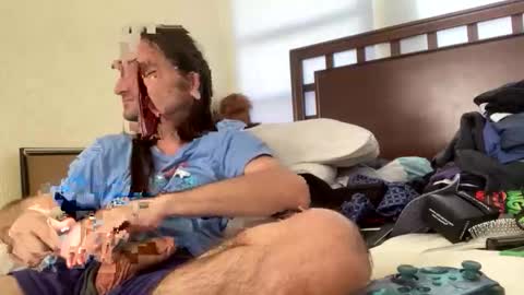 weedwacker43 online show from April 3, 2026, 8:18 pm