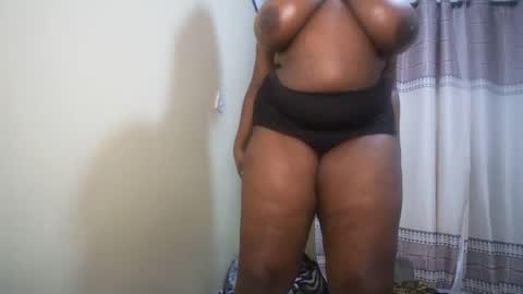 Snapshot of weepy_123 chatting on October 3, 2025, 12:51 am weepy_123 online show from October 3, 2025, 12:51 am