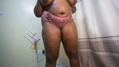 Snapshot of weepy_123 chatting on October 7, 2025, 1:36 am weepy_123 online show from October 7, 2025, 1:36 am