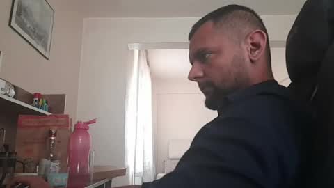 Snapshot of weezing442 chatting on December 15, 2024, 7:02 am alp online show from December 15, 2024, 7:02 am