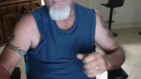 Wellhelloo online show from February 20, 2026, 6:41 pm