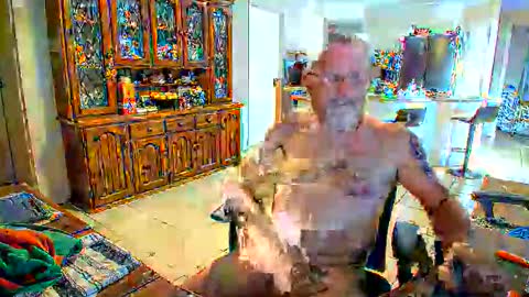 Snapshot of wellhelloo chatting on June 11, 2026, 6:22 am Wellhelloo online show from June 11, 2026, 6:22 am