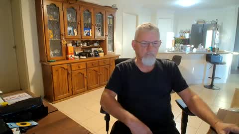 Snapshot of wellhelloo chatting on July 15, 2026, 6:51 am Wellhelloo online show from July 15, 2026, 6:51 am