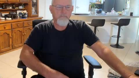 Snapshot of wellhelloo chatting on July 20, 2026, 7:00 am Wellhelloo online show from July 20, 2026, 7:00 am