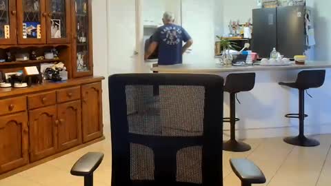 Snapshot of wellhelloo chatting on July 27, 2026, 5:03 am Wellhelloo online show from July 27, 2026, 5:03 am