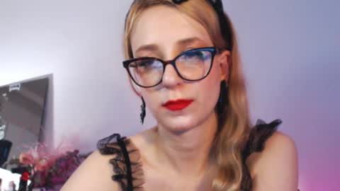 Liza online show from March 12, 2025, 3:57 am