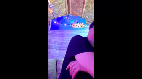 Welshdragon37 online show from March 25, 2026, 7:58 am