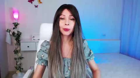 Snapshot of wendifoster chatting on January 17, 2025, 10:01 pm Wendi Foster online show from January 17, 2025, 10:01 pm