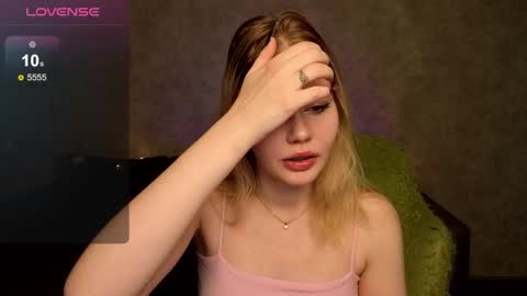 Snapshot of wendy_228 chatting on October 13, 2025, 1:16 am Wendy online show from October 13, 2025, 1:16 am