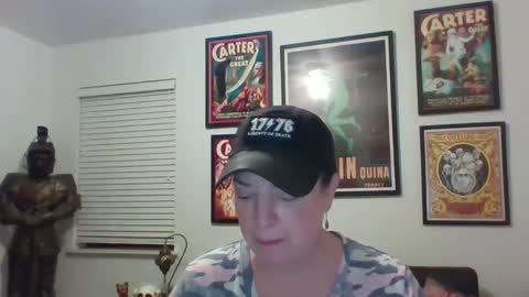 WendyCU online show from December 29, 2024, 12:30 am