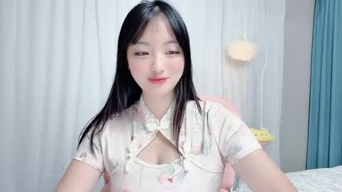 wenni123123 online show from July 13, 2026, 3:15 pm