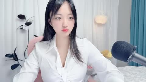 wenni123123 online show from July 25, 2026, 3:15 am