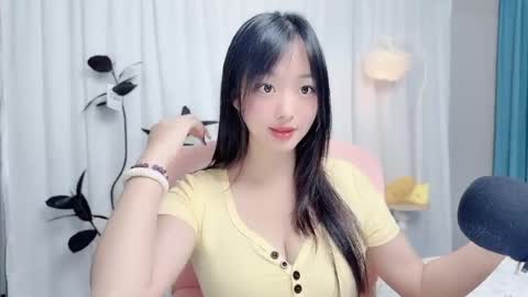 wenni123123 online show from July 28, 2026, 11:17 am