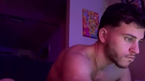 Topjitt online show from November 14, 2025, 3:16 am