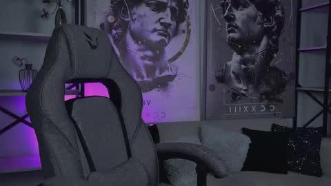 little girl who is always rightLisa online show from February 23, 2026, 1:14 am